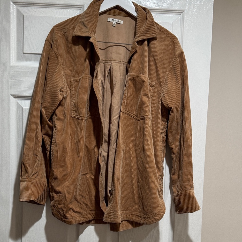Madewell woman oversize shirt corduroy tan size small long sleeve